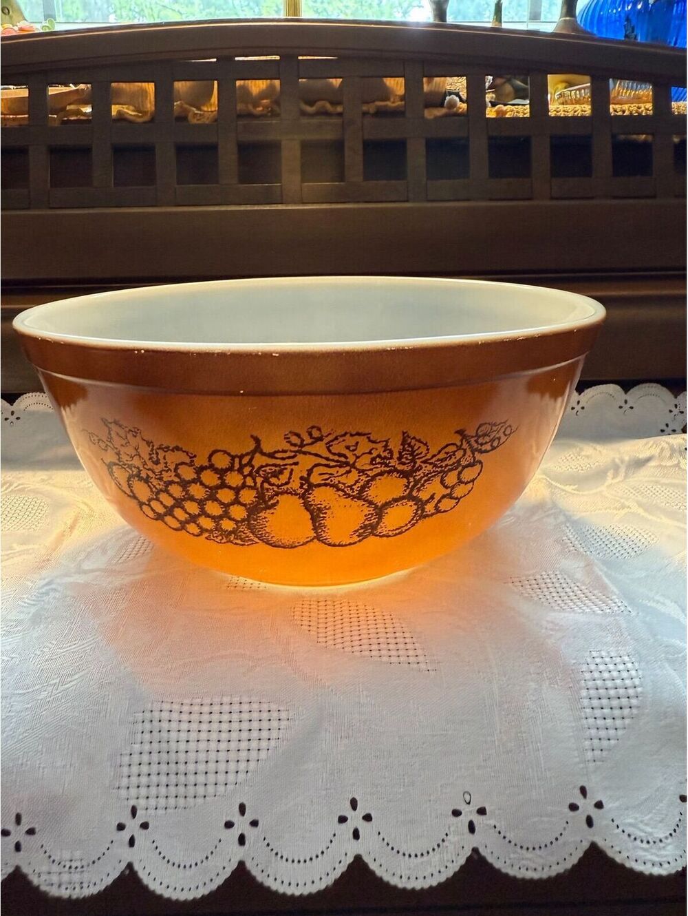 Vintage Pyrex #403 Old Orchard Pattern Brown Nesting Mixing Bowl 8.5" 2 1/2 Qt.